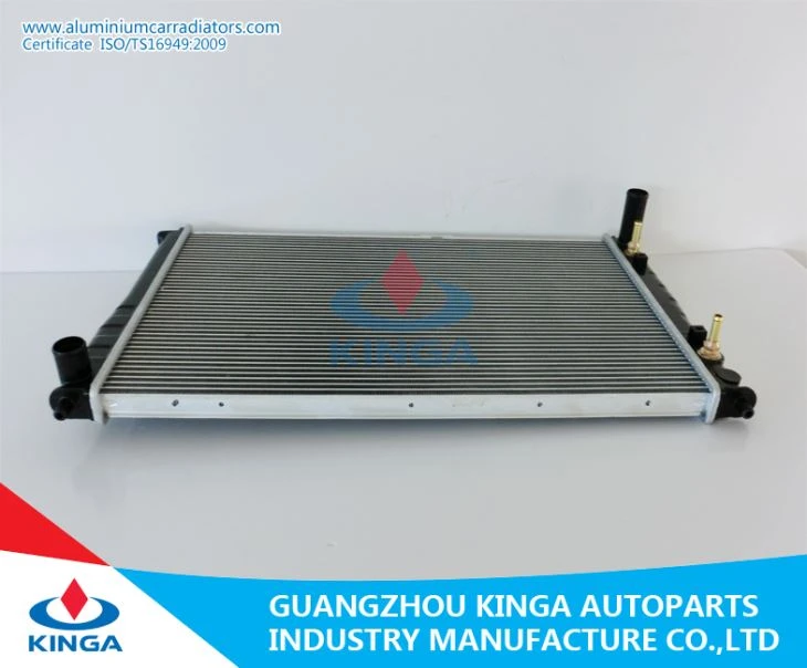 Car Radiator For Hyundai KIA Carnival 2.9crdi 1999-
